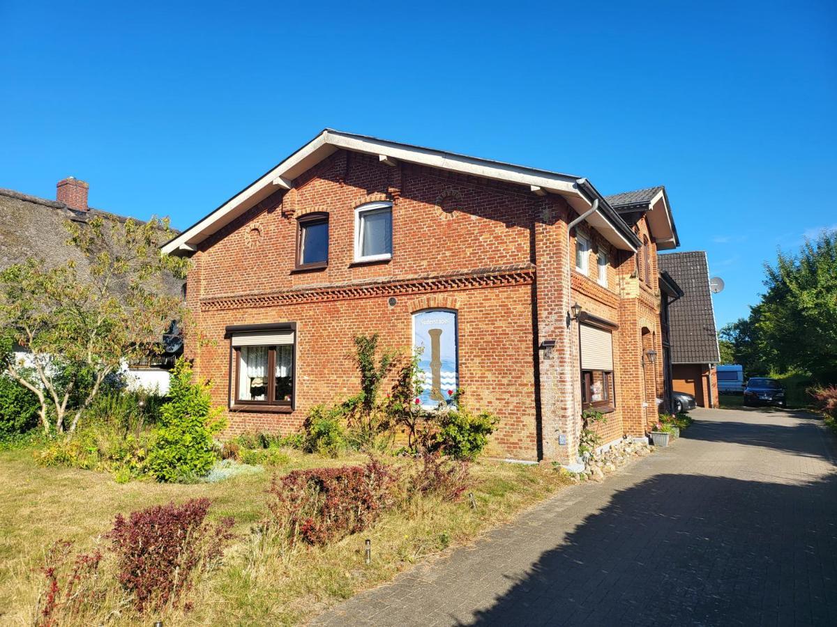 Ferienwohnungen Sandberg Suderstapel Exterior photo